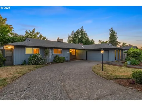 1475 NE Country Club Avenue Gresham OR 97030