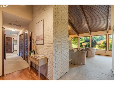 1475 NE Country Club Avenue Gresham OR 97030