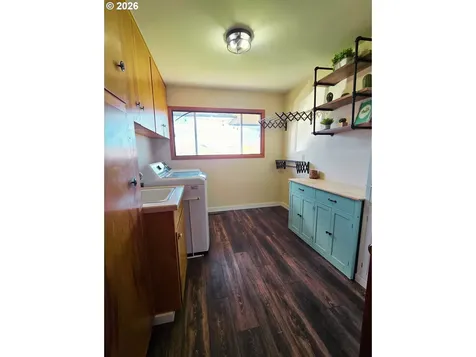 83528 Dufur Valley Road Dufur OR 97021