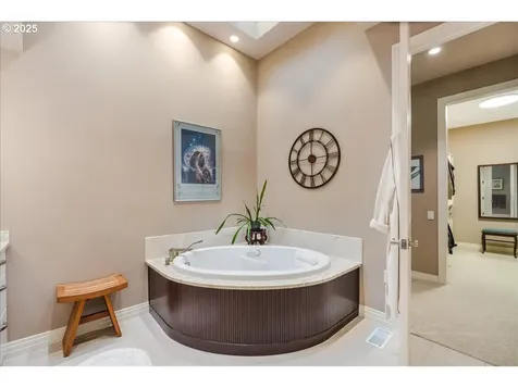 32120 SW Boones Bend Road Wilsonville OR 97070