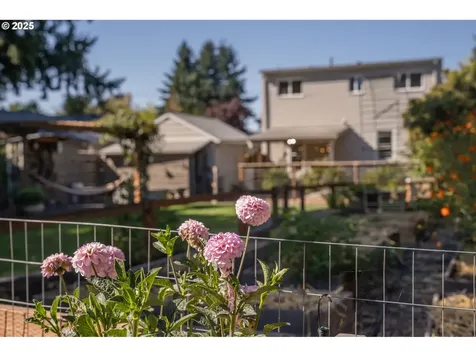 9028 N Bristol Avenue Portland OR 97203