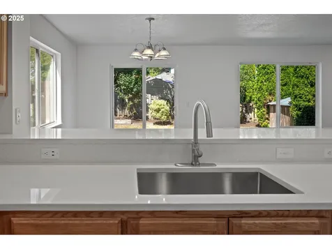 7959 SW Carol Ann Court Portland OR 97224