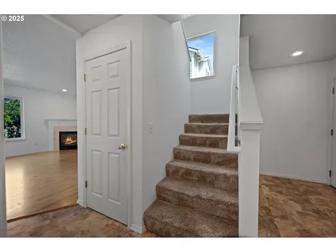 7959 SW Carol Ann Court Portland OR 97224
