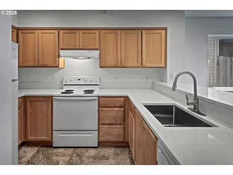 7959 SW Carol Ann Court Portland OR 97224