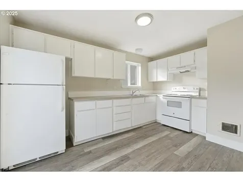 4650 SW Southview Terrace Beaverton OR 97078