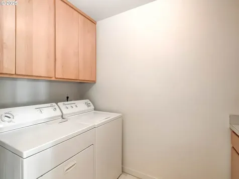 806 NE 71st Avenue Hillsboro OR 97124