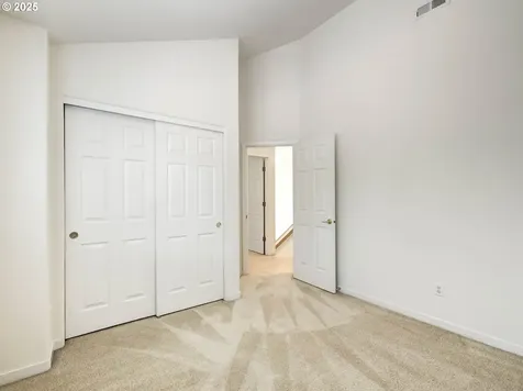 806 NE 71st Avenue Hillsboro OR 97124