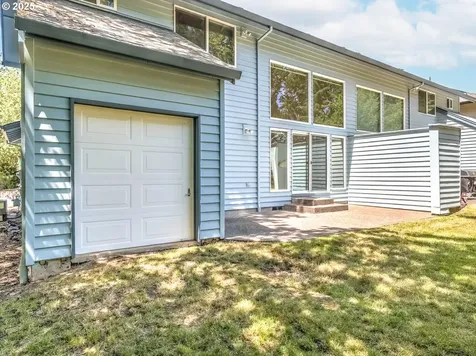 806 NE 71st Avenue Hillsboro OR 97124