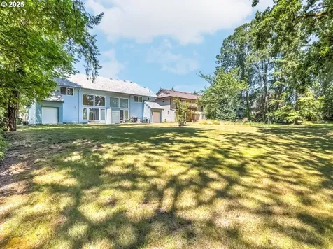 806 NE 71st Avenue Hillsboro OR 97124