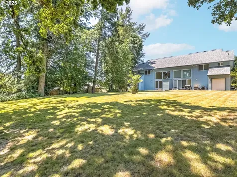806 NE 71st Avenue Hillsboro OR 97124