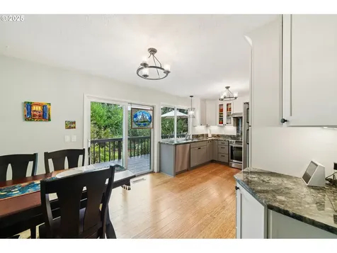 16960 Denney Court Lake Oswego OR 97035
