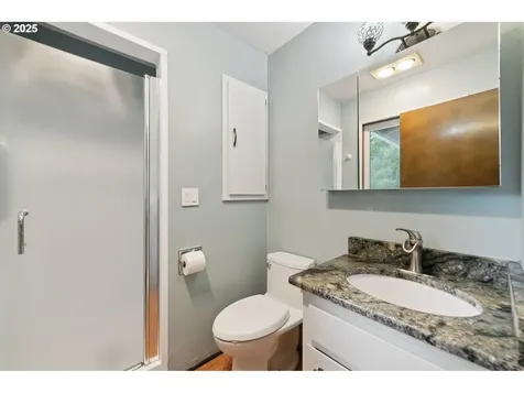 16960 Denney Court Lake Oswego OR 97035