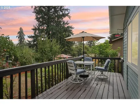 16960 Denney Court Lake Oswego OR 97035