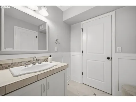 8002 SE 140th Drive Portland OR 97236