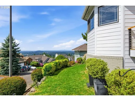 8002 SE 140th Drive Portland OR 97236