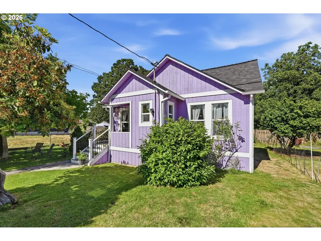 454 N 11th Street St. Helens OR 97051