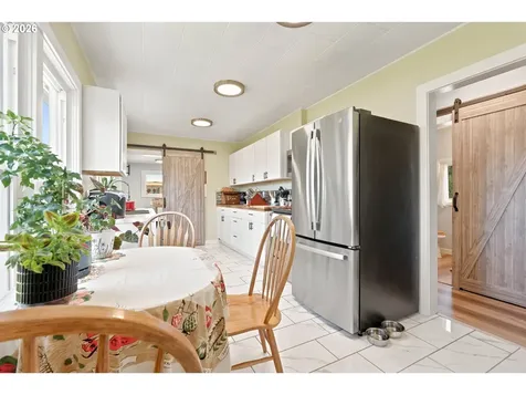 454 N 11th Street St. Helens OR 97051