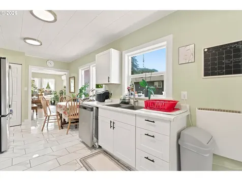 454 N 11th Street St. Helens OR 97051