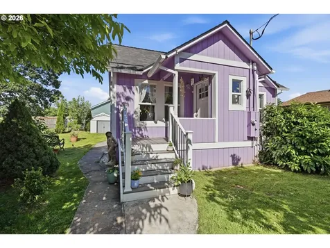 454 N 11th Street St. Helens OR 97051