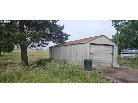 12374 River Front Road Clatskanie OR 97016
