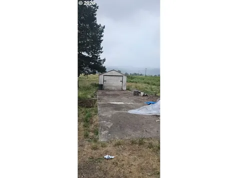 12374 River Front Road Clatskanie OR 97016