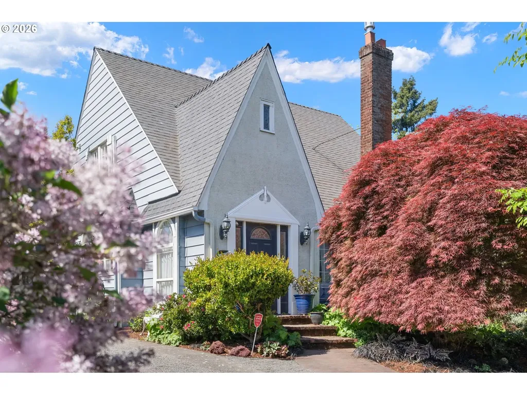 7633 N Albina Avenue Portland OR 97217