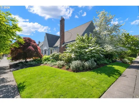 7633 N Albina Avenue Portland OR 97217