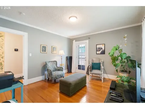 7633 N Albina Avenue Portland OR 97217