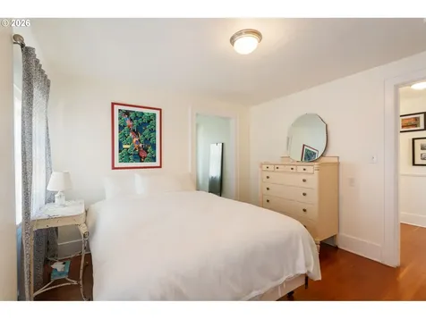 7633 N Albina Avenue Portland OR 97217