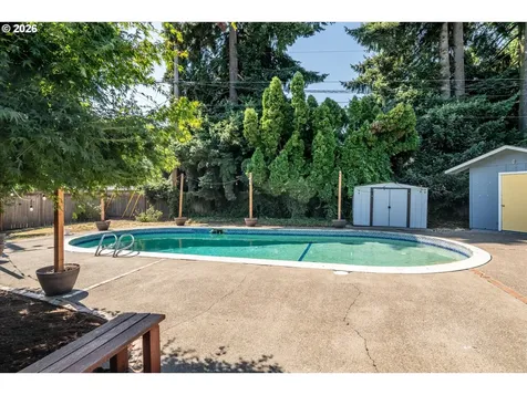 2230 Azure Street Eugene OR 97401