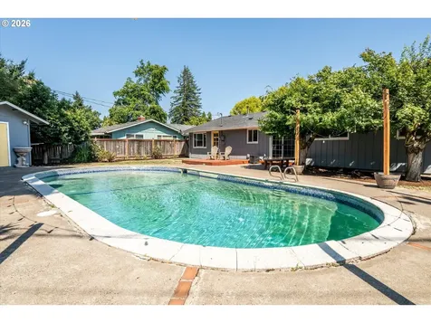 2230 Azure Street Eugene OR 97401