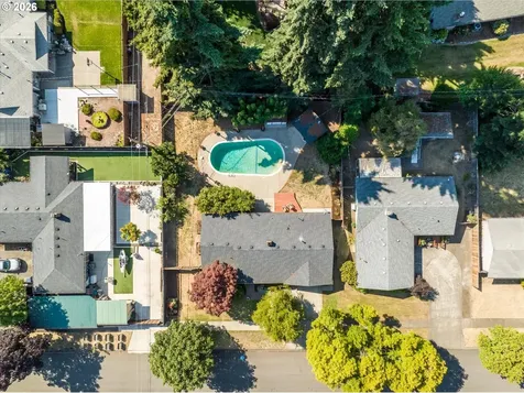 2230 Azure Street Eugene OR 97401