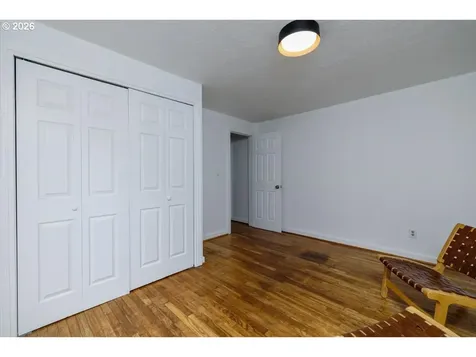 2734 SW Texas Street Portland OR 97219