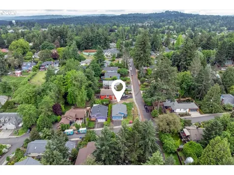 2734 SW Texas Street Portland OR 97219