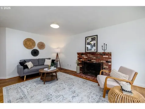 2734 SW Texas Street Portland OR 97219