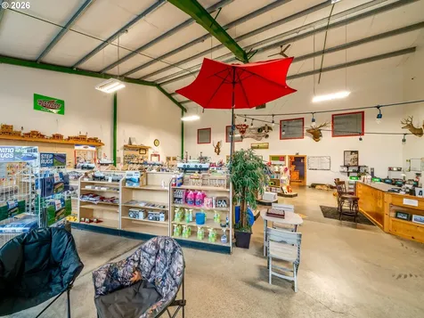 4190 N Highway 101 Tillamook OR 97141