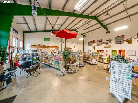 4190 N Highway 101 Tillamook OR 97141