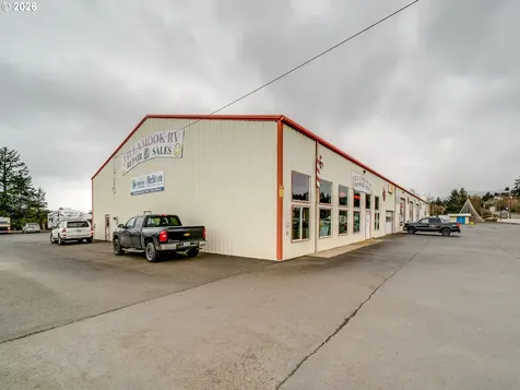 4190 N Highway 101 Tillamook OR 97141