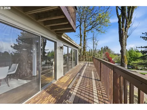 17941 Meadowlark Lane Lake Oswego OR 97034