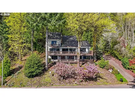 17941 Meadowlark Lane Lake Oswego OR 97034