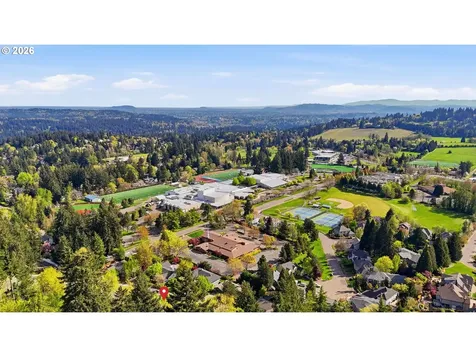 17941 Meadowlark Lane Lake Oswego OR 97034