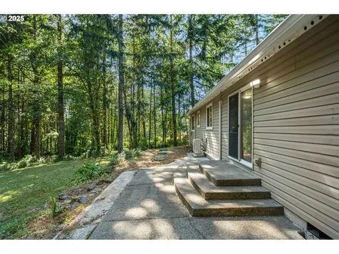 220 Tangen Road Woodland WA 98674