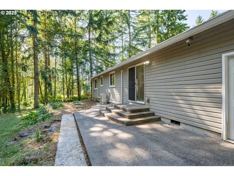 220 Tangen Road Woodland WA 98674