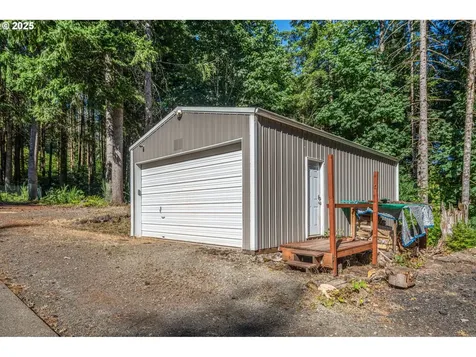 220 Tangen Road Woodland WA 98674