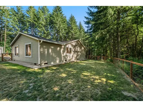 220 Tangen Road Woodland WA 98674