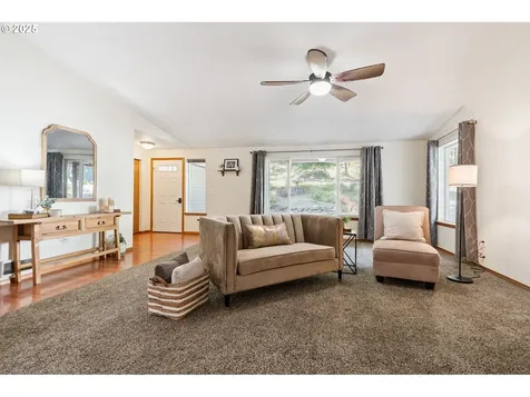 220 Tangen Road Woodland WA 98674