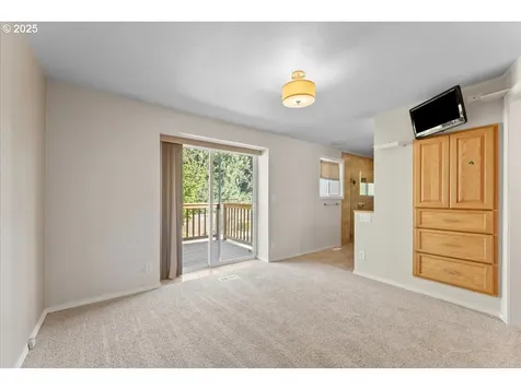 5107 NW Daniels Street Vancouver WA 98663