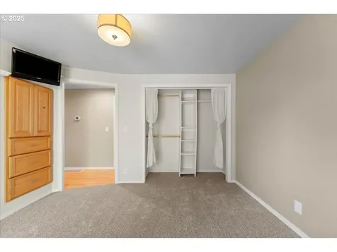 5107 NW Daniels Street Vancouver WA 98663