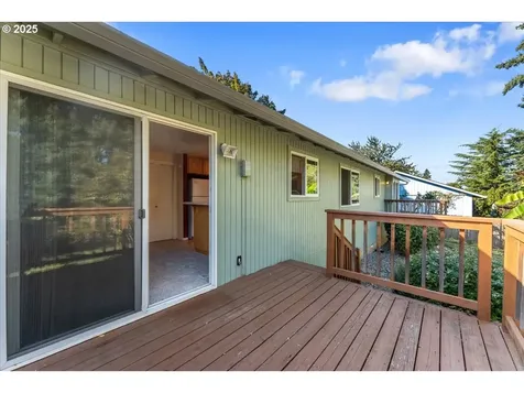 5107 NW Daniels Street Vancouver WA 98663