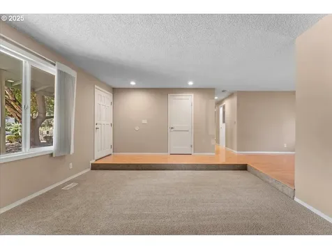 5107 NW Daniels Street Vancouver WA 98663